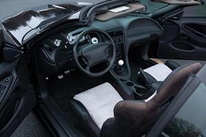 Ford Mustang SVT Cobra Convertible 2003 - Product Image 4