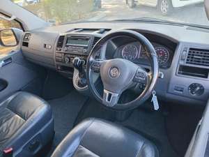 VOLKSWAGEN CARAVELLE 2011 USADO, con Volante a la Izquierda/Derecha - Product Image 3