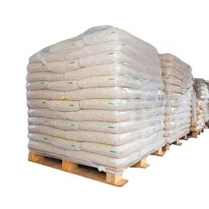 Granulés de bois ENplus A1 de qualité supérieure, forme en morceaux, 15 kg, faible humidité, haute densité, combustible écologique pour foyer et chaudière industrielle - Product Image 6