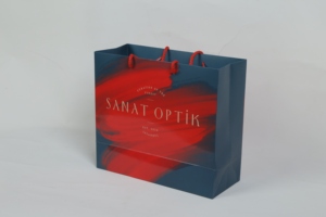 Bolsas de Papel Reciclado de Lujo con Diseño Personalizado, Asas Flexiloop e Impresión Offset para Zapatos y Ropa - Product Image 4