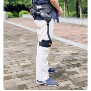 Dispositivo di assistenza alla deambulazione con esoscheletro leggero per la riabilitazione delle gambe e l'allenamento della mobilità - Product Image 5