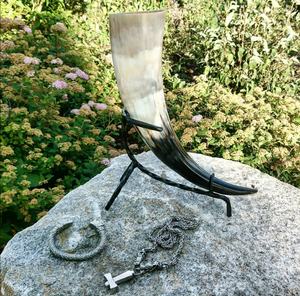 Chope Viking gravée personnalisée Tasse à boire en corne artisanale naturelle - Product Image 3