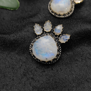 จี้รูปอุ้งเท้าแมวสีรุ้งสร้อยคอรูปลูกแพร์ทำด้วยมือเครื่องประดับทองเหลืองโบราณสำหรับผู้หญิง - Product Image 5