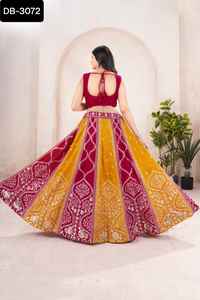 Las mujeres más hermosas usan ropa de boda y Festival elegante Vichitra seda Lehenga Choli con precio bajo y la mejor calidad Lehenga - Product Image 6