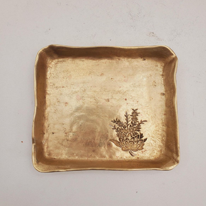 จานวางสบู่เคาน์เตอร์ทองเหลืองขัดเงา | ที่วางสบู่ก้อนสี่เหลี่ยมแบบอิสระทันสมัยพร้อมแผ่นระบายน้ำ - Product Image 3