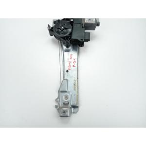 ชุดกลไกปรับกระจกหน้าต่างด้านหลังขวา PEUGEOT 2008 รุ่นที่ 1 (13>) หมายเลขอะไหล่ 9806088580 - Product Image 4