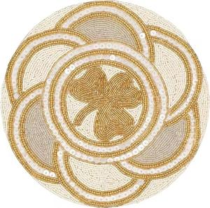 Dessins floraux indiens faits à la main en verre perlé tapis de coureur tampons et sous-verres pour mariage et fête de noël décor de table - Product Image 1