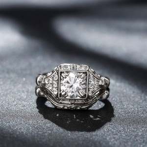 Jeulia Vintage Milgrain Round Cut Sterling Silver Bridal Ring Set - Product Image 5