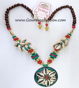 Vente en gros Codi perles Boho bijoux de mode mosaïque pendentif os perles colliers GC-NK-315 pour les filles européennes et les femmes utilisent. - Product Image 2