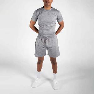 Conjunto de camiseta y pantalones cortos de Fitness de Color gris, ropa de hombre de talla grande, estilo callejero, conjunto de dos piezas transpirable de algodón para hombre - Product Image 2