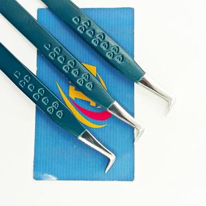 แหนบต่อขนตาสแตนเลสแบบปรับสีได้ ด้ามจับรูปหัวใจ ป้องกันไฟฟ้าสถิต ความแม่นยำสูง สำหรับต่อขนตาแบบเมกะวอลุ่ม คลาสสิค 90 องศา - Product Image 6