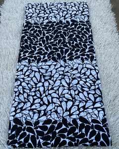 Impression de cire africaine de qualité supérieure et tissu de coton Ankara motifs vibrants vêtements traditionnels conceptions uniques de Maputo - Product Image 1