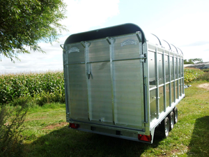 Enclosed Horse float 50LT 10' x 6'6" Livestock <b>Trailer</b> - Product Image 4