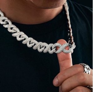 Collar de cadena de eslabones cubanos de moissanita para hombre con estilo ICED Infinity - Product Image 6