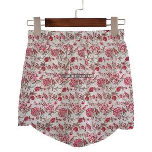 Shorts enveloppants artisanaux pour femmes, vêtements de détente d'été, coton, imprimé en blocs, shorts enveloppants de plage, collection pour filles, style babydoll, imprimé d'été - Product Image 3