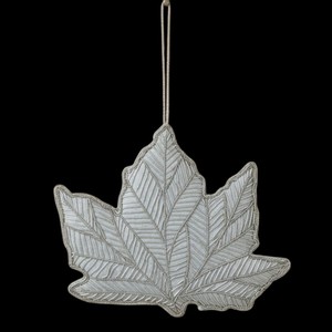 Adorno Premium de Hoja de Arce con Zari |   Adorno Colgante Hecho a Mano con Hilo Metálico y Cuentas para Otoño, Festivales y Decoración del Hogar - Product Image 2
