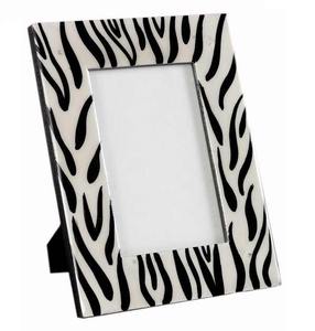 Paquete de marcos de fotos cuadrados para el Día de San Valentín, Marco colgante de madera cortado con láser 3D, diseño ligero ecológico, San Valentín - Product Image 5