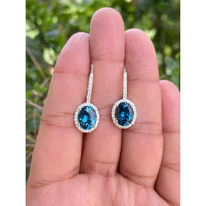 Boucles d'oreilles pendantes en argent 925 avec topaze bleue de Londres, motif goutte d'eau, cadeau religieux, ornées d'émeraudes, de perles, de diamants et de turquoises - Product Image 1