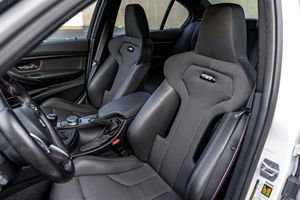 BMW M4 Coupé 2018 USADO, con Volante a la Izquierda/Derecha, Paquete de Competición - Product Image 4