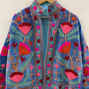 Motif floral fabriqué à la main avec doublure et boutons faits à la main manteau doux vêtements d'hiver veste manteau Floral femmes manteau - Product Image 1