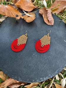 Pendientes de cuentas bohemias con flecos en cascada Andy de diseño turquesa, regalo de joyería único - Product Image 4