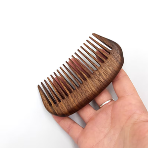 Peine Masajeador de Madera de Neem Ecológico Hecho a Mano al por Mayor, Promueve la Salud del Cuero Cabelludo y la Relajación por Saniya Handicraft - Product Image 2