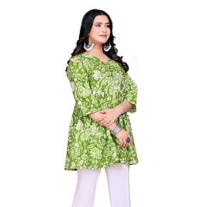 Dernières femmes décontracté et vêtements quotidiens saison d'été pur coton court Kurti et haut avec impression numérique avec manches fantaisie pour les femmes - Product Image 5