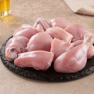 Pollo Entero Congelado Halal de Primera Calidad, Limpio, Congelado IQF, Empaquetado a Granel para Exportación con Máxima Calidad y Frescura - Product Image 2