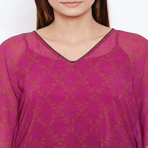 Poliéster Georgette V-Neckline con detalle de ribete con mangas cortas extendidas Ombre Floral Georgette Kaftan con deslizamiento - Product Image 6