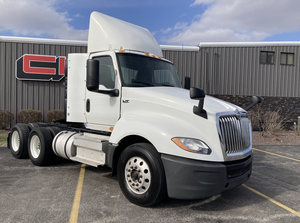 Camion semi-remorque longue portée d'occasion INTERNATIONAL LT 625 Classe 8 2018, cabine simple avec couchette - LHD/RHD - Expédition mondiale - Product Image 4