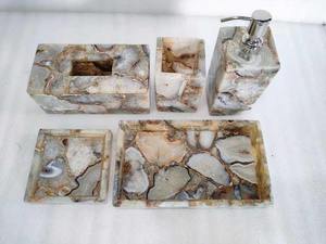 Polished Resin Classic Geometric Shape Eco-Friendly Four-piece <b>Bathroom</b> Shelves <b>Accessories</b> <b>Set</b> Customizable Size Logo Home - Product Image 2