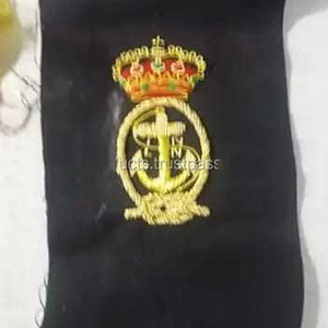 Parche de ala bordado hecho a mano con logotipo personalizado, insignias de uniformes de Material de fieltro y latón de tela tejida de diferentes estilos - Product Image 5