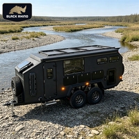 Remorque de camping tout-terrain robuste avec suspension indépendante pour expéditions en terrain extrême