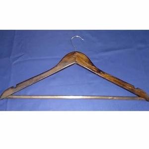 Percha de Madera de Primera Calidad, Estilo y Tamaño Personalizados, Diseño de Lujo, Percha de Metal para Ropa, Fabricada en India - Product Image 3