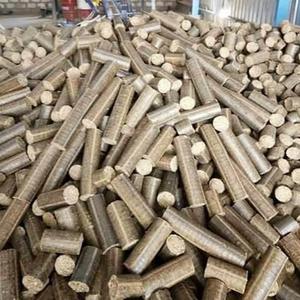 Briquettes de bois de qualité Produits énergétiques - Product Image 1