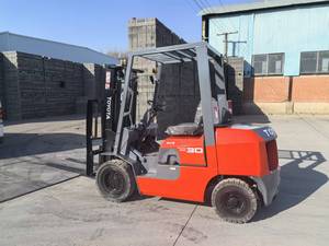 Montacargas Toyota 30 Usado Original Japonés, 3 Toneladas, 3 Etapas, Capacidad de Carga Nominal, Motor de Elevación, Rodamiento para Minas y Obras de Construcción - Product Image 5