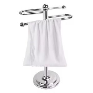 Toallero de pie multicapa lateral con acabado plateado para toallas accesorios de cocina de baño decorativos - Product Image 2