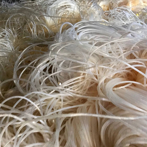 Tubos médicos de desecho de PVC blando de alta calidad, reutilización industrial de plástico reciclado, aplicaciones de fabricación sostenibles y ecológicas - Product Image 2