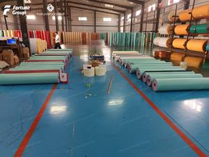 Piso de cancha de Bádminton de PVC de alta calidad perfecto para pisos de cancha de voleibol de baloncesto y pickleball de PVC - Product Image 5