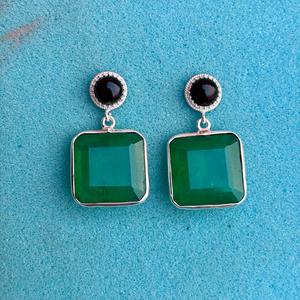 Boucles d'oreilles goutte émeraude verte de luxe 925 fabricant de bijoux en argent boucles d'oreilles émeraude fabriquées à la main - Product Image 2