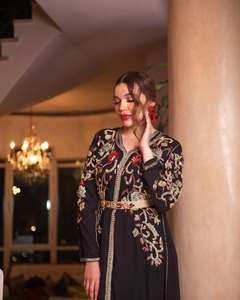 2025 recién llegado caftán marroquí de seda negra para adultos vestido informal bordado a mano para fiestas Ramadán Eid musulmán tradicional - Product Image 4