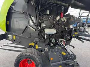 Moissonneuse-batteuse CLAAS Variant 480RF 2021 pour le blé, le riz, les arachides, les olives et la récolte des pommes de terre - Product Image 6