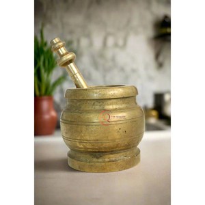 Mortero y Maja de tamaño personalizado, mortero de Metal de latón, herramientas de hierbas y especias hechas de latón dorado para suministros de uso de cocina casera - Product Image 1