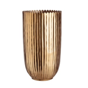 Jarrones de metal de alta calidad que aportan un encanto refinado tanto a espacios residenciales como comerciales. - Product Image 3