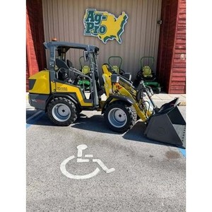 Mini-chargeuse compacte d'occasion WL250 avec moteur Kubota, capacité de charge de 2, 3 ou 4 tonnes, avec godet – Remise massive 2026 - Product Image 2