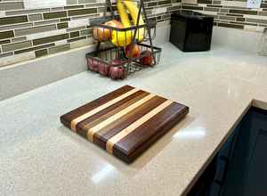 Elegante tabla de cortar de bambú reversible segura y duradera para uso diario para tabla de queso o accesorios de cocina de acero inoxidable - Product Image 2