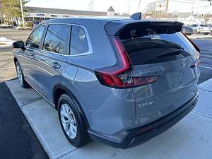 2025 H on d a C-R-V LX AWD Transmission intégrale 1-5L Moteur essence I-4 Automatique SUV/Crossover - Product Image 3