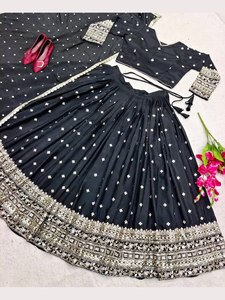 Bordado Semi-Cosido Reversible Chinon Seda Lehenga Choli Dupatta Conjunto para Mujeres Fiesta Estilo Casual Código Renuka - Product Image 6