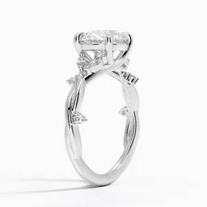 Anillo de Compromiso con Diamante Trenzado, Elegante e Intrincado, para Cualquier Ocasión - Product Image 2