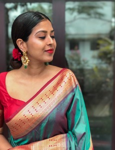 <strong>DESIGNER</strong> <strong>BANARASI</strong> <strong>SILK</strong> <strong>SAREE</strong>